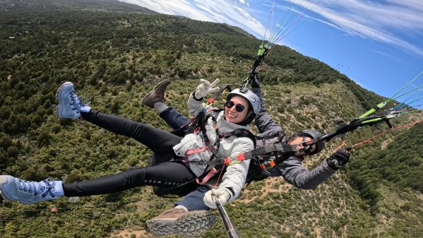 Vuelo en parapente sobre Bariloche