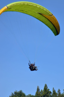 Vuelo en parapente sobre Bariloche, Patagonia argentina
