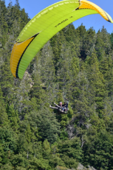 Vuelo en parapente sobre Bariloche, Patagonia argentina