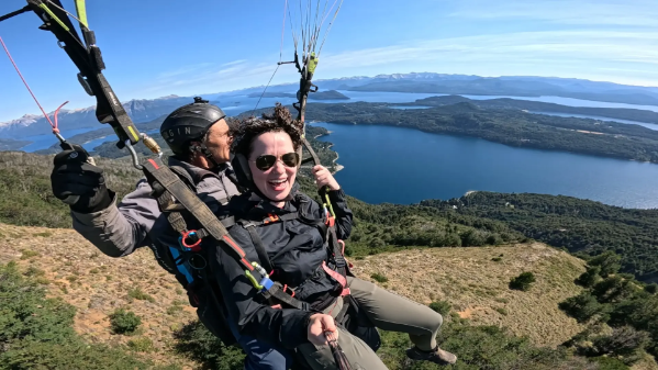 Vuelo en parapente sobre Bariloche, Patagonia argentina