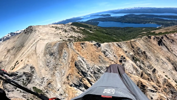 Vuelo en parapente sobre Bariloche, Patagonia argentina
